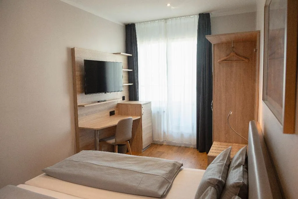 Room, Acama Kreuzberg Hotel+Hostel, Berlin