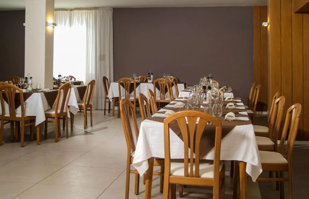 Restaurant, Gardesana, Milan