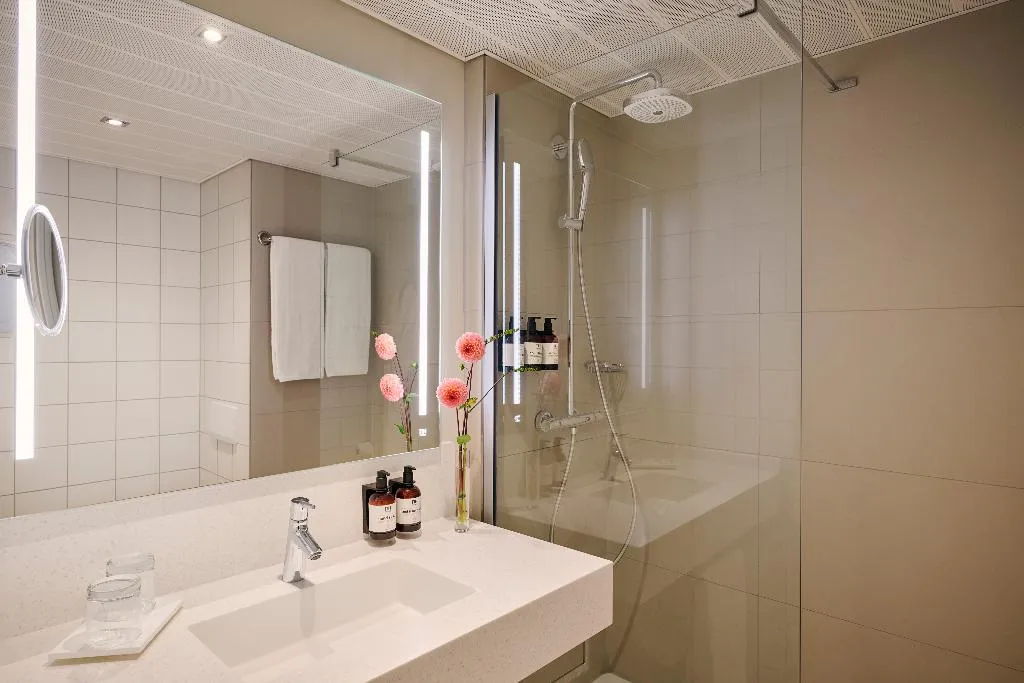 DOUBLE STANDARD Room, NH Berlin Alexanderplatz, Berlin