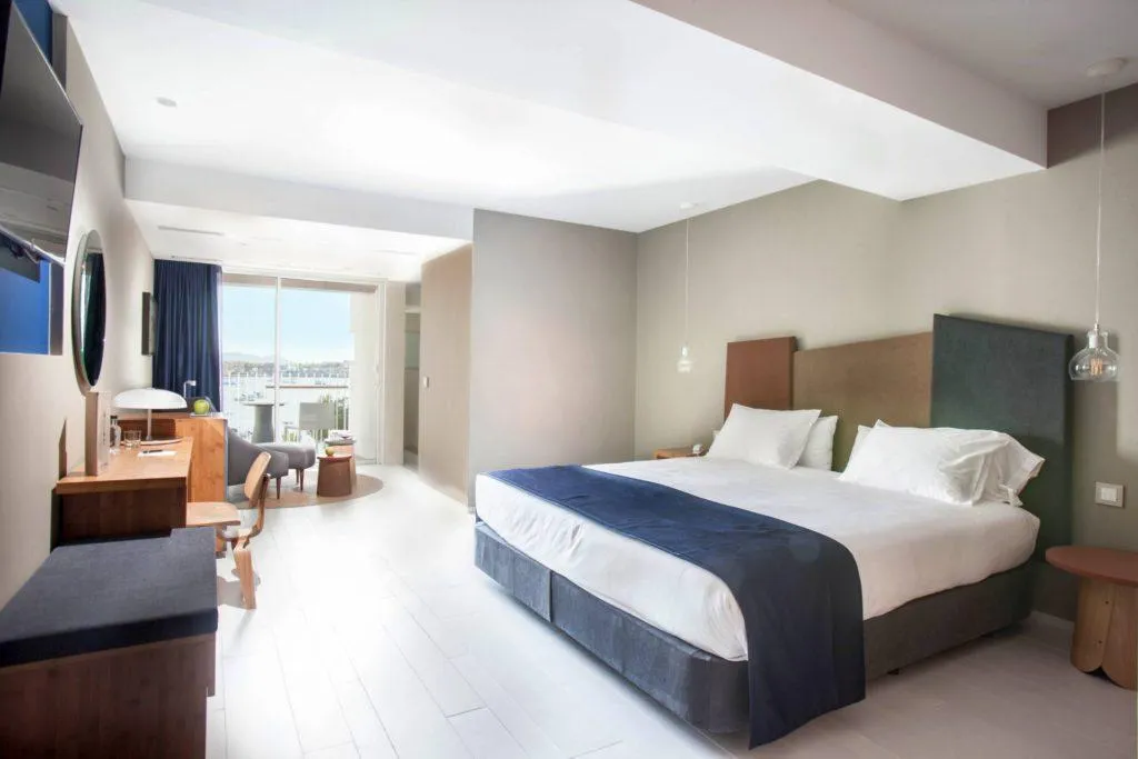 DOUBLE SINGLE USE DELUXE SEA VIEW Room, Ocean Drive Talamanca, Ibiza