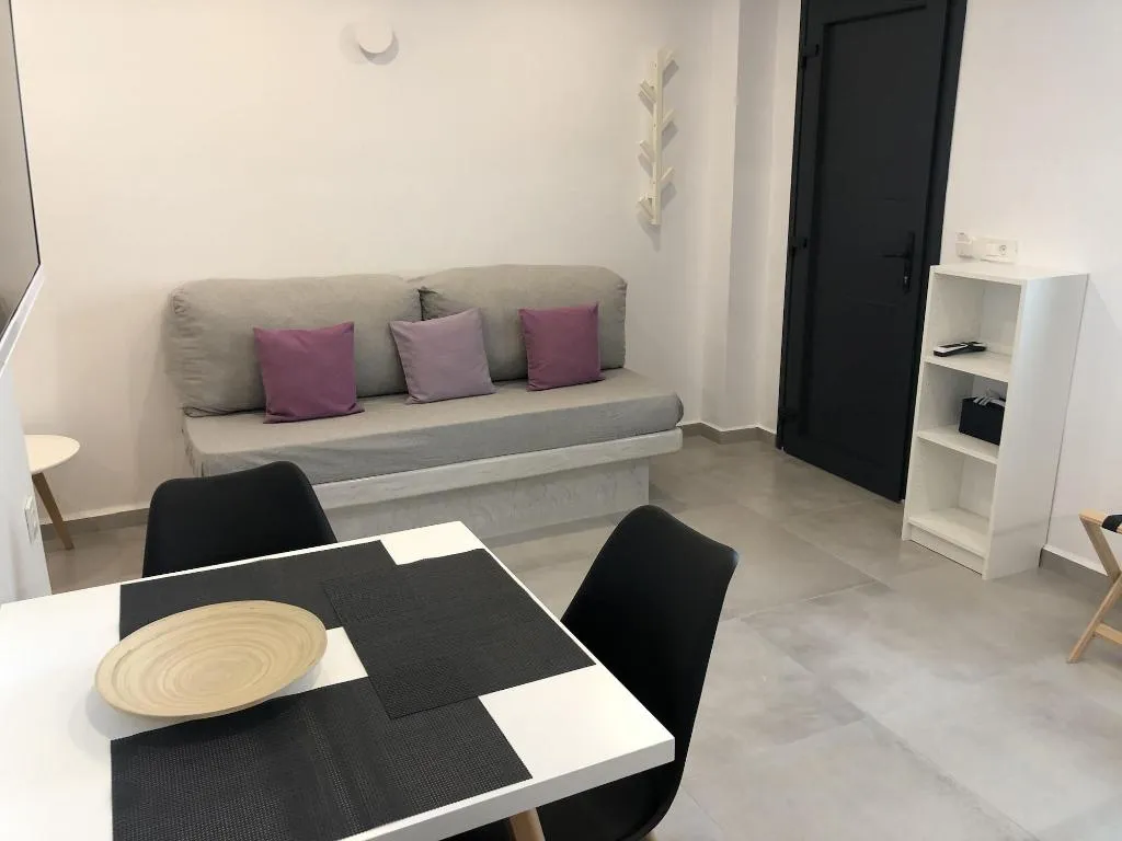 Room, Dragonfly Villas, Santorini