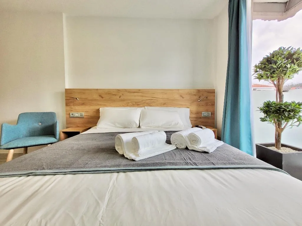 DOUBLE WITH BALCONY Room, Puerto Azul, Tenerife