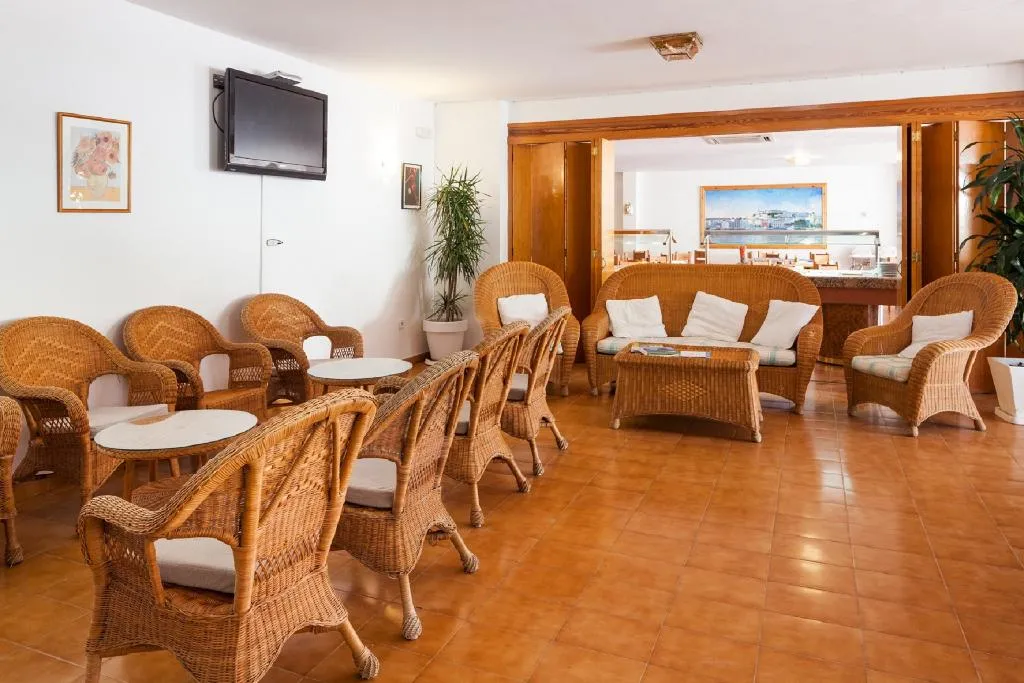 Restaurant, Puerto Cala Vadella, Ibiza