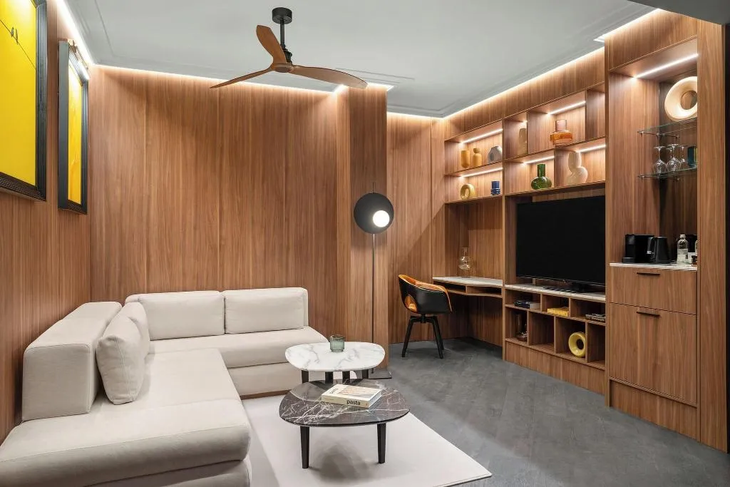 JUNIOR SUITE KING SIZE BED Room, Cardo Roma Autograph Hotel, Rome