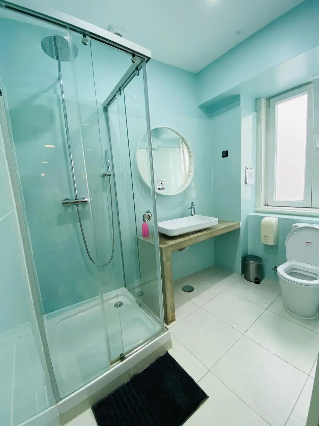 DOUBLE GRAND SUPERIOR Room, Green Heart Hostel, Lisbon