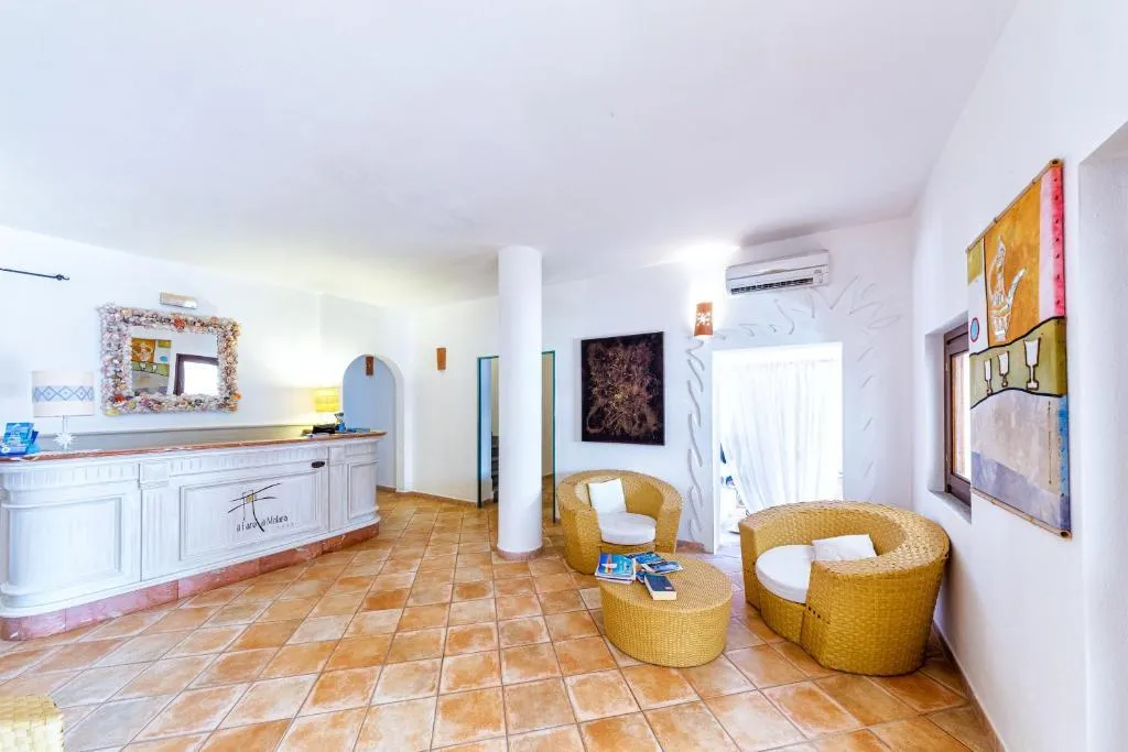 Lobby, Hotel Il Faro Di Molara, Olbia