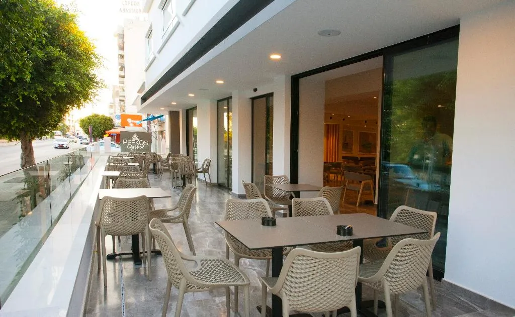 Restaurant, Pefkos Hotel, Cyprus