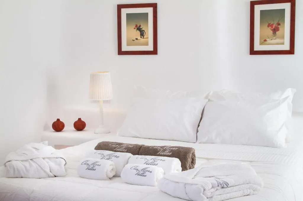 Room, Oia Mare Villas, Santorini