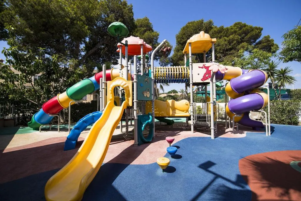 Sports and Entertainment, La Marina Resort, Costa Blanca