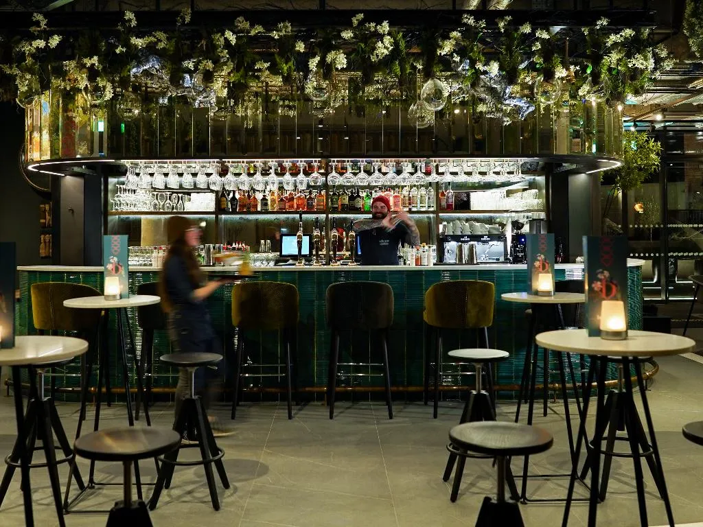 Bar, Dublin One Hotel, Dublin
