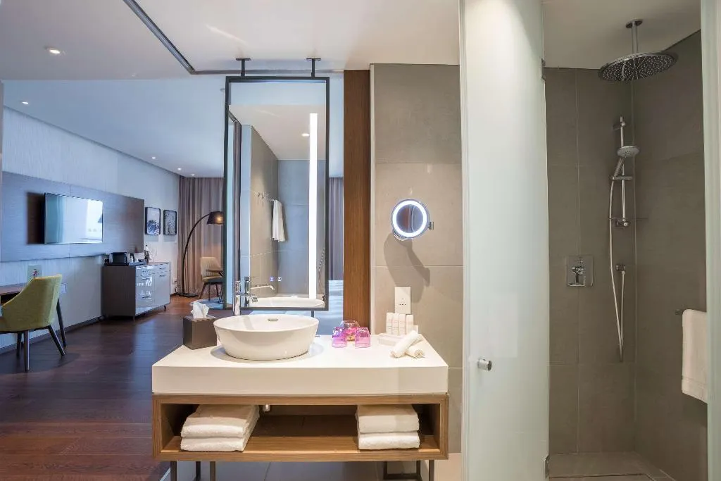 Room, Radisson Blu Hotel Larnaca, Cyprus