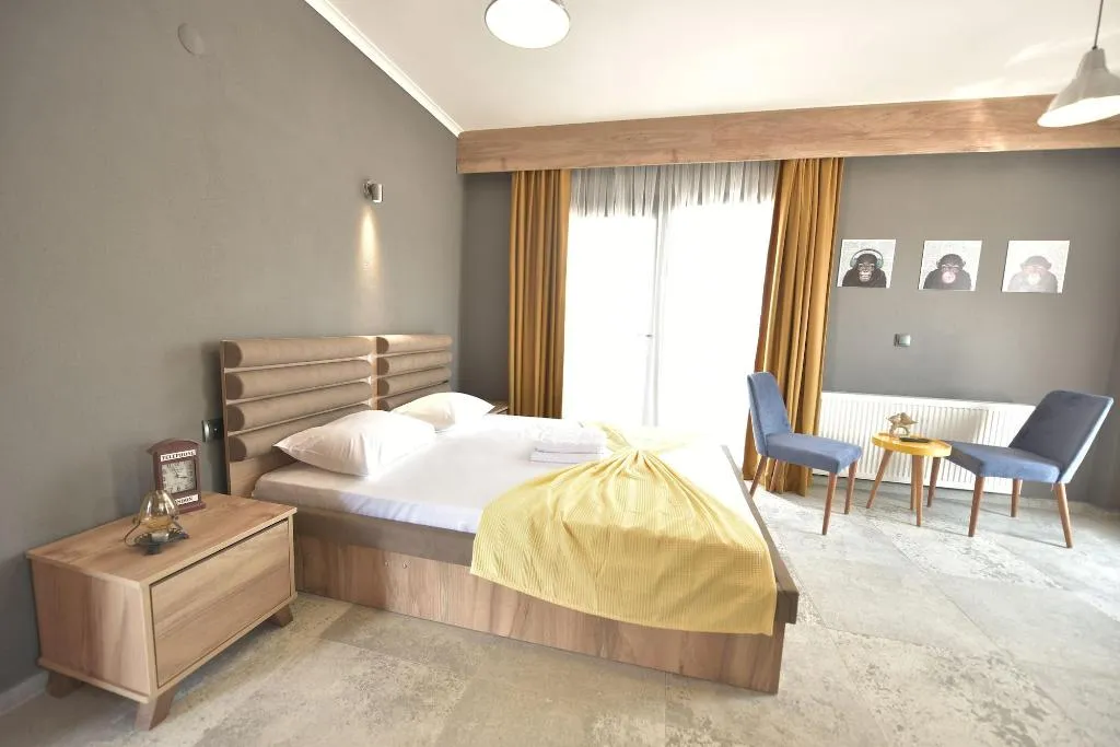 Room, Kulup Laka 1969, Izmir