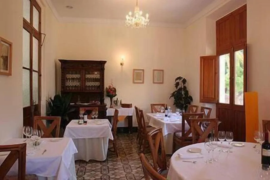 Restaurant, Hotel Restaurante Casa Julia, Valencia