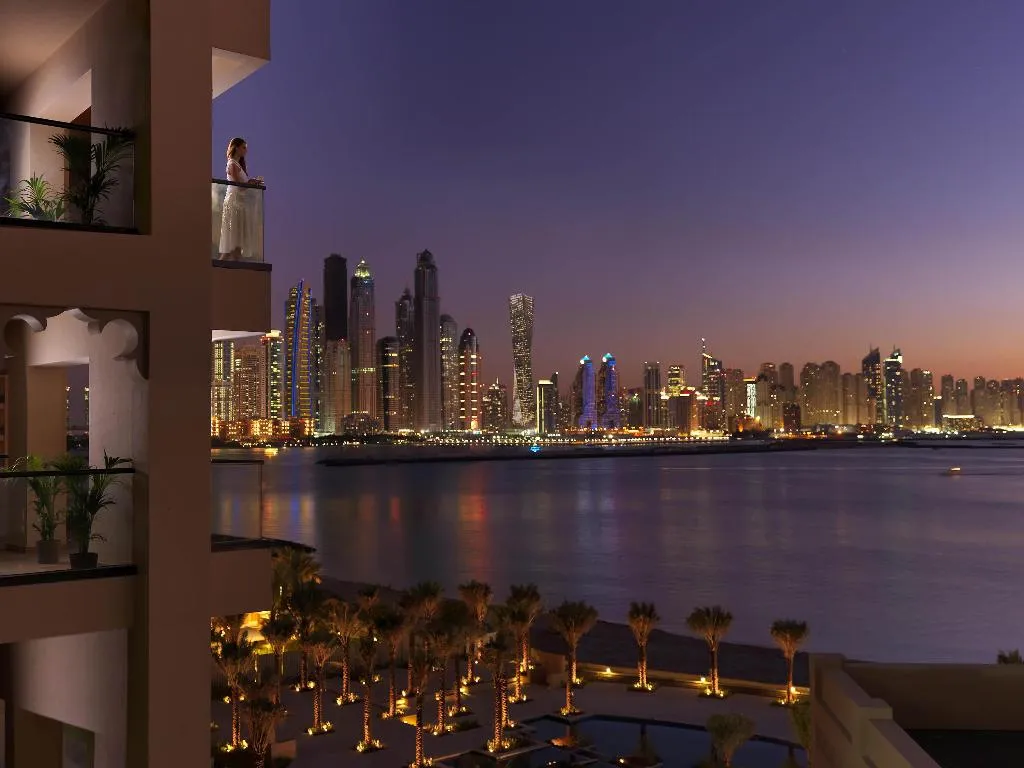 Sports and Entertainment, Fairmont The Palm, Dubai