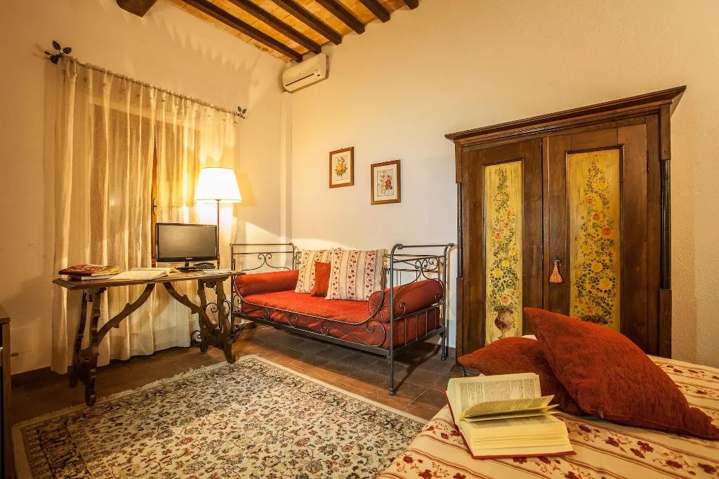 Room, Poggio Degli Olivi, Perugia