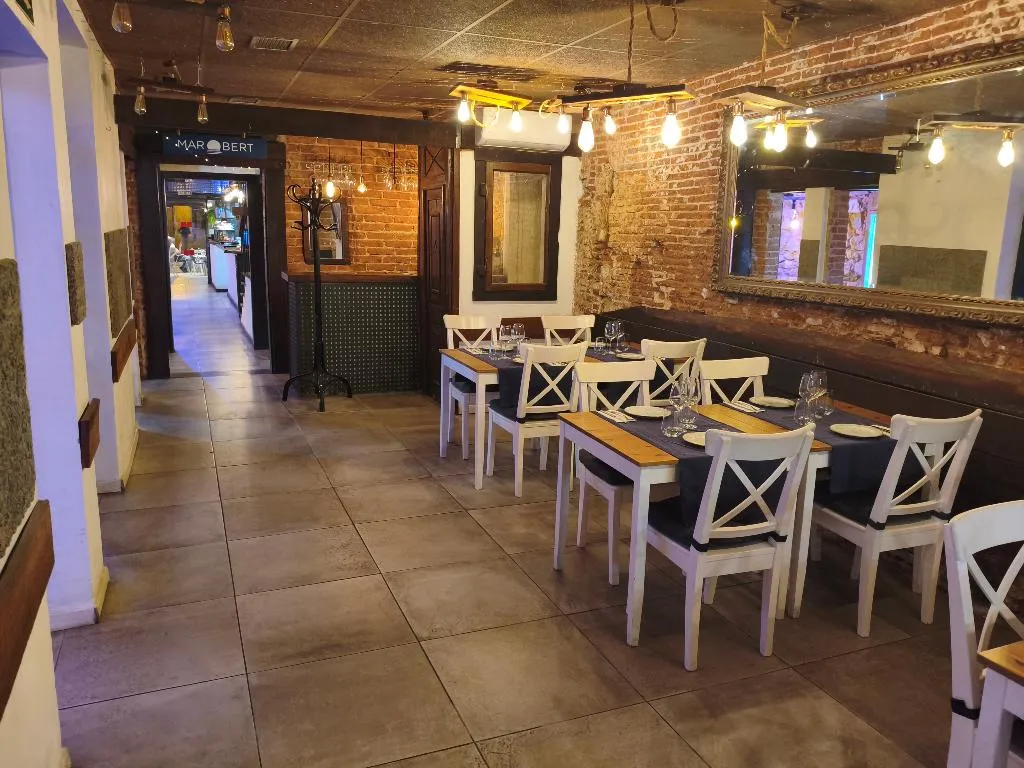 Restaurant, L Hostalet De Canet, Barcelona
