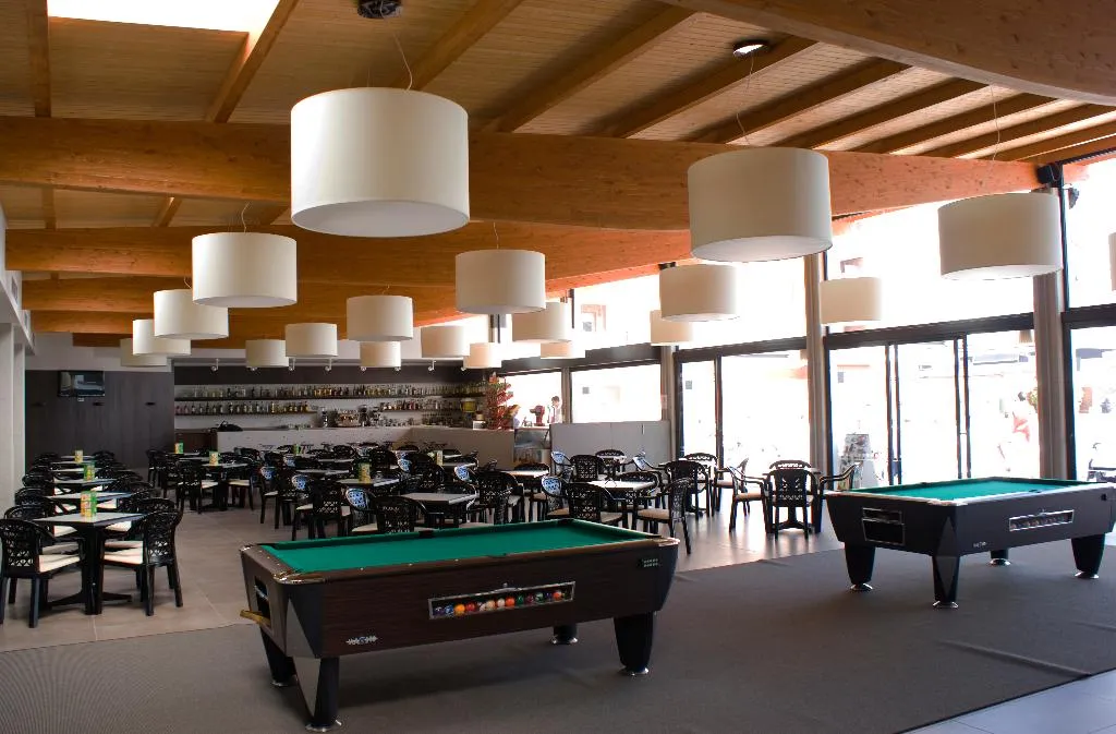 Sports and Entertainment, Papi, Costa Brava