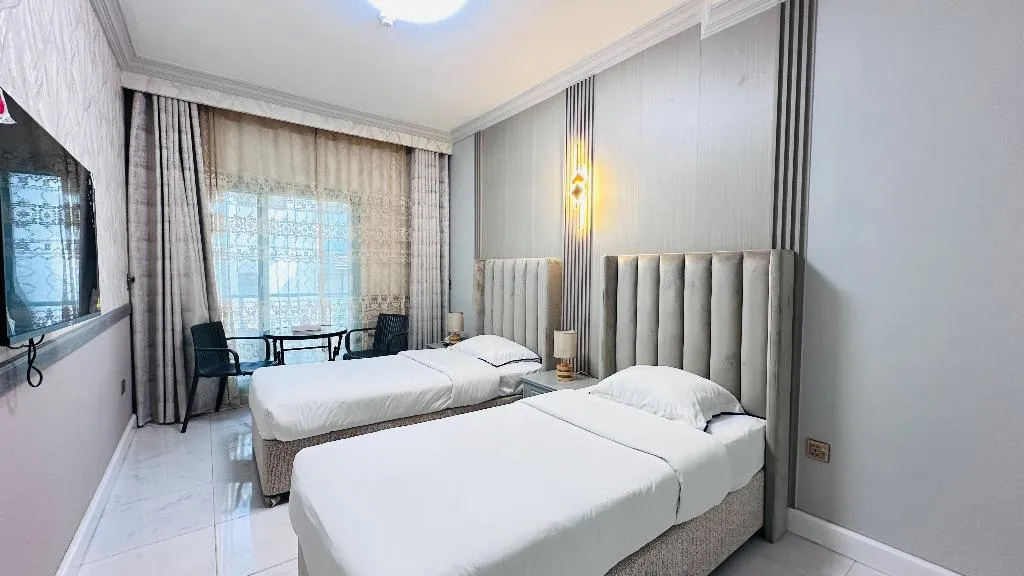 Double or Twin DELUXE Room, Palette San Marino Hotel, Dubai