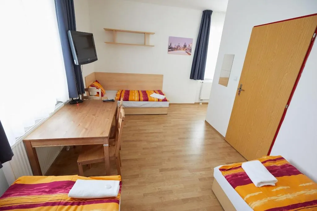 Room, University Hotel, Prague