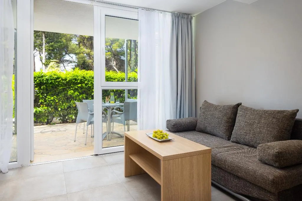 Room SUPERIOR WITH TERRACE Room, Aminess Vival Velaris Resort, Split