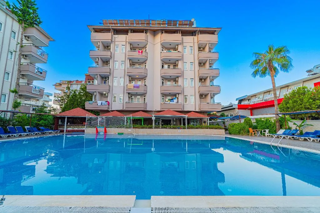 Pool, Grand Bahama Beach Hotel, Antalya