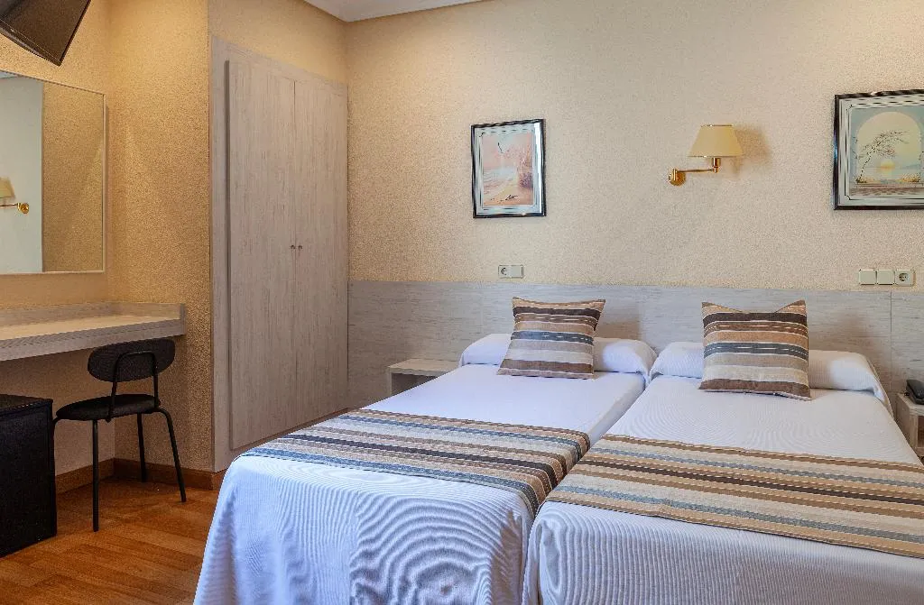 Double or Twin ECONOMY Room, Mediodia, Madrid