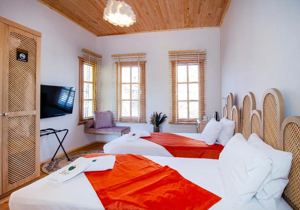 TWIN TWO BEDS Room, The Little Prince Pension, Antalya