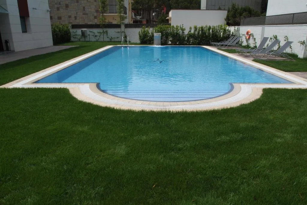 Pool, Royal Marina Gardens, Barcelona