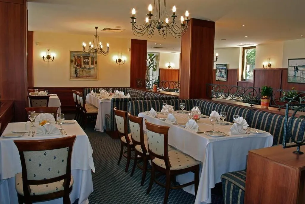Restaurant, Riviera Beach Hotel & SPA - All Inclusive, Varna