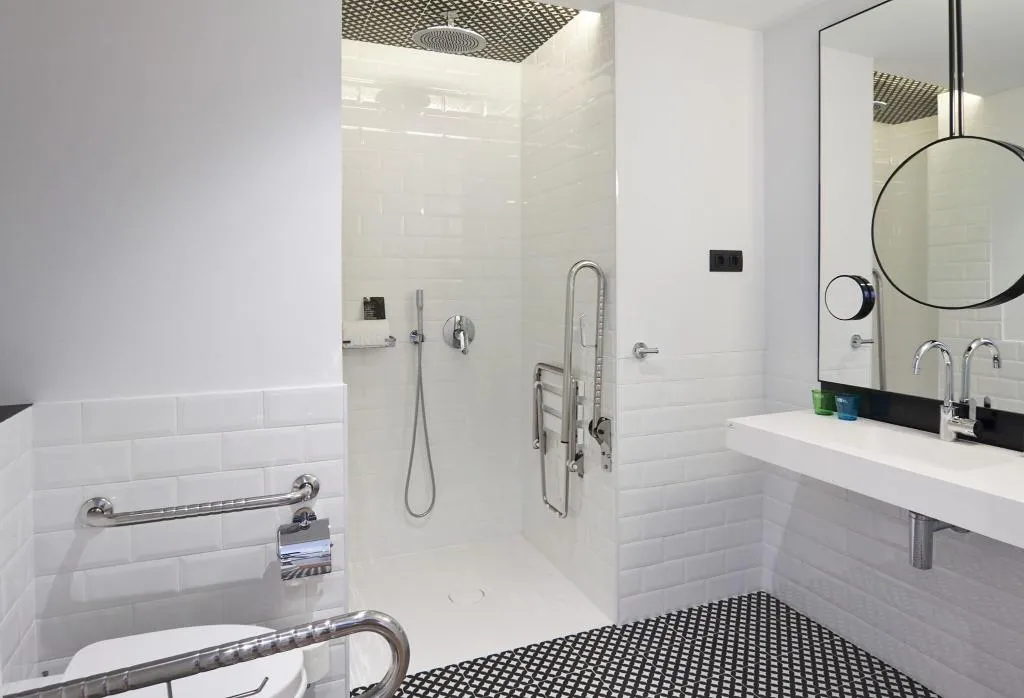 TWIN WITH VIEWS Room, One Shot Palacio Reina Victoria 04, Valencia