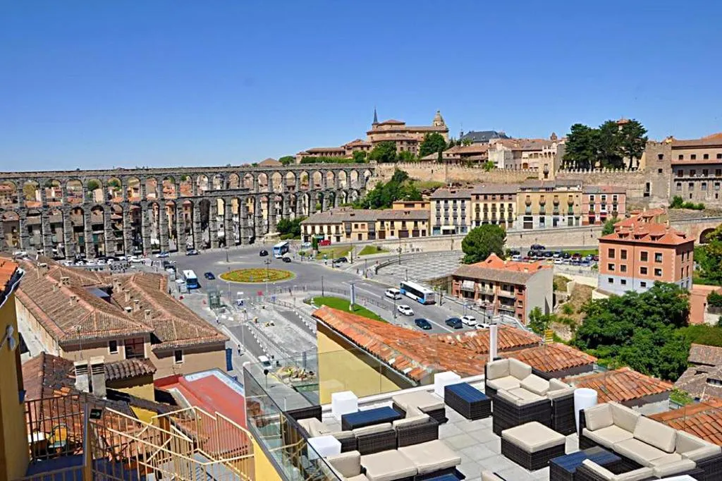 General view, ELE Acueducto, Madrid