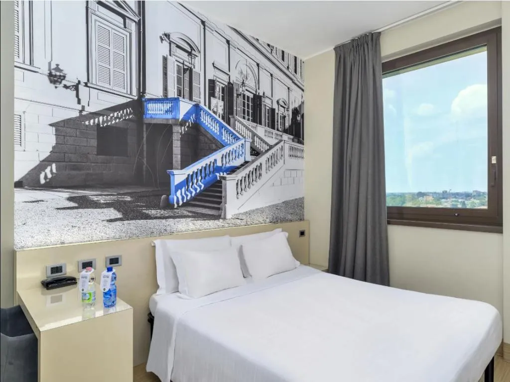 DOUBLE SUPERIOR Room, B&B Hotel Milano - Monza, Milan