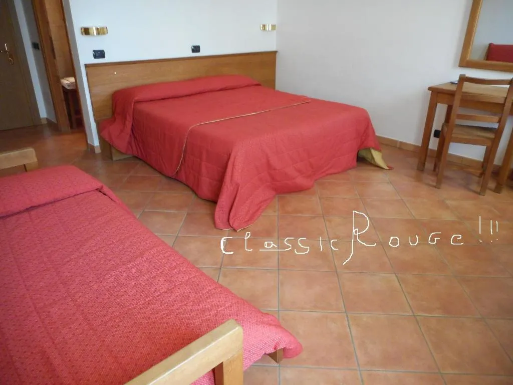 Room, Casalpina Don Barra, Milan