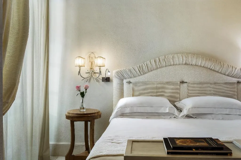 DOUBLE CLASSIC KING BED Room, Monastero di Cortona Hotel & Spa, Perugia