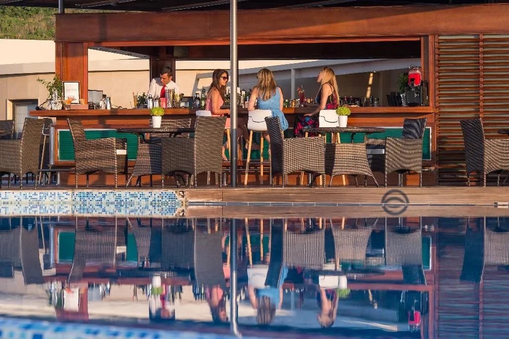 Bar, Cretan Dream Resort & Spa, Crete