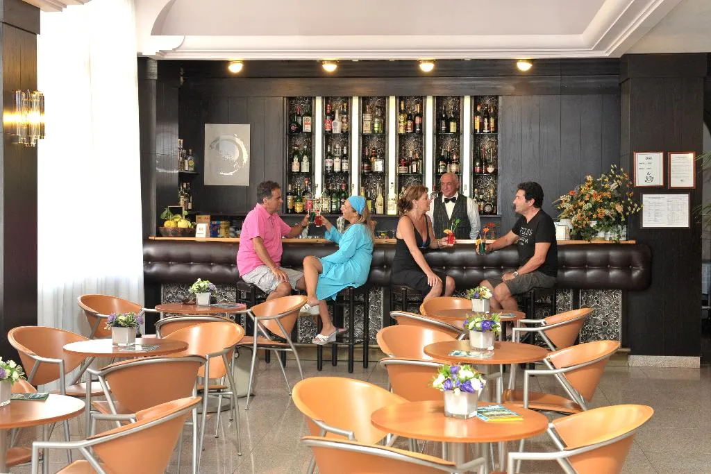 Bar, Pietra Di Luna, Naples
