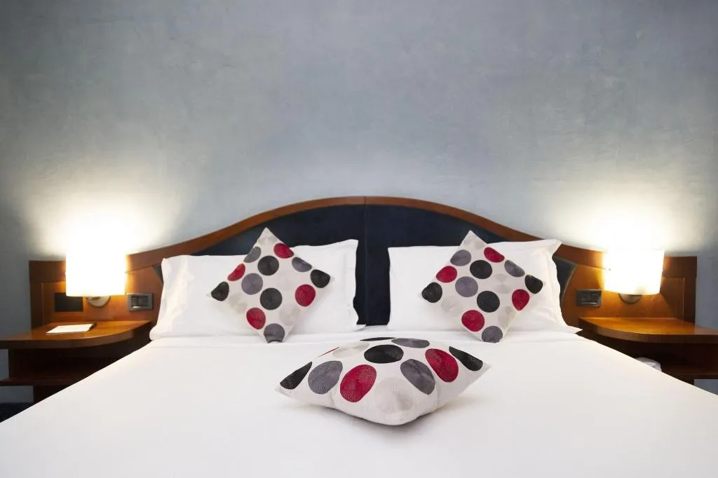 Room, iH Hotels Milano Blu Visconti, Milan