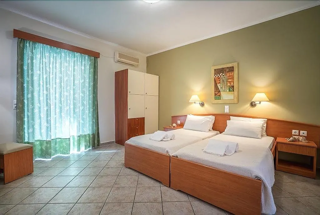 Room, Spira Studios, Zante