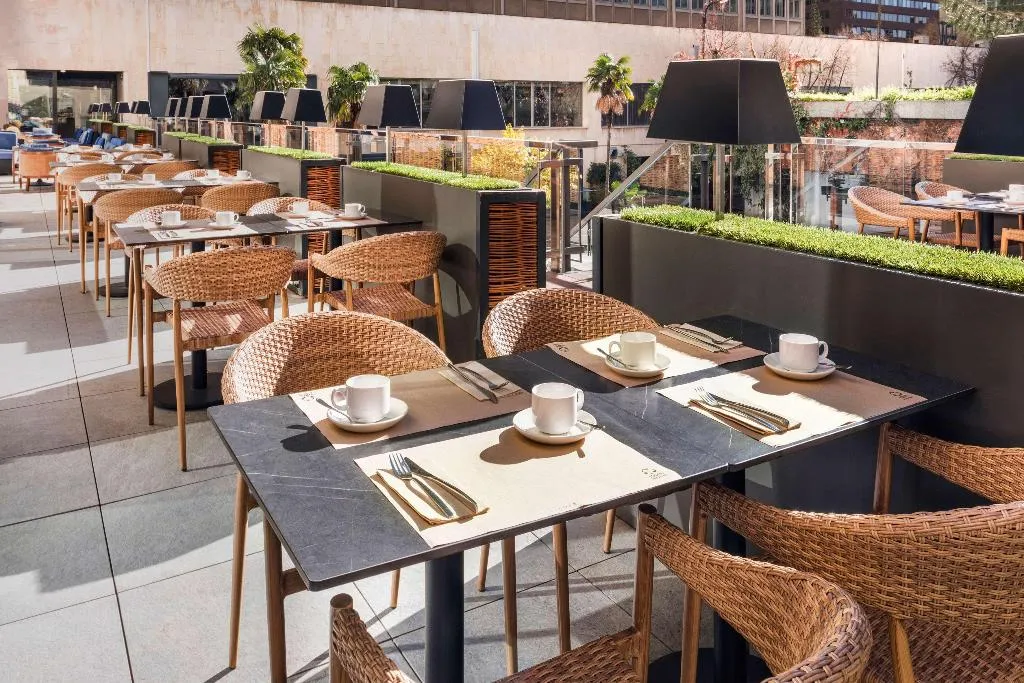 Restaurant, Melia Castilla, Madrid