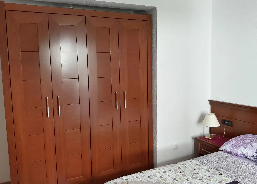 APARTMENT WITH BALCONY Room, House Perone, Dubrovnik