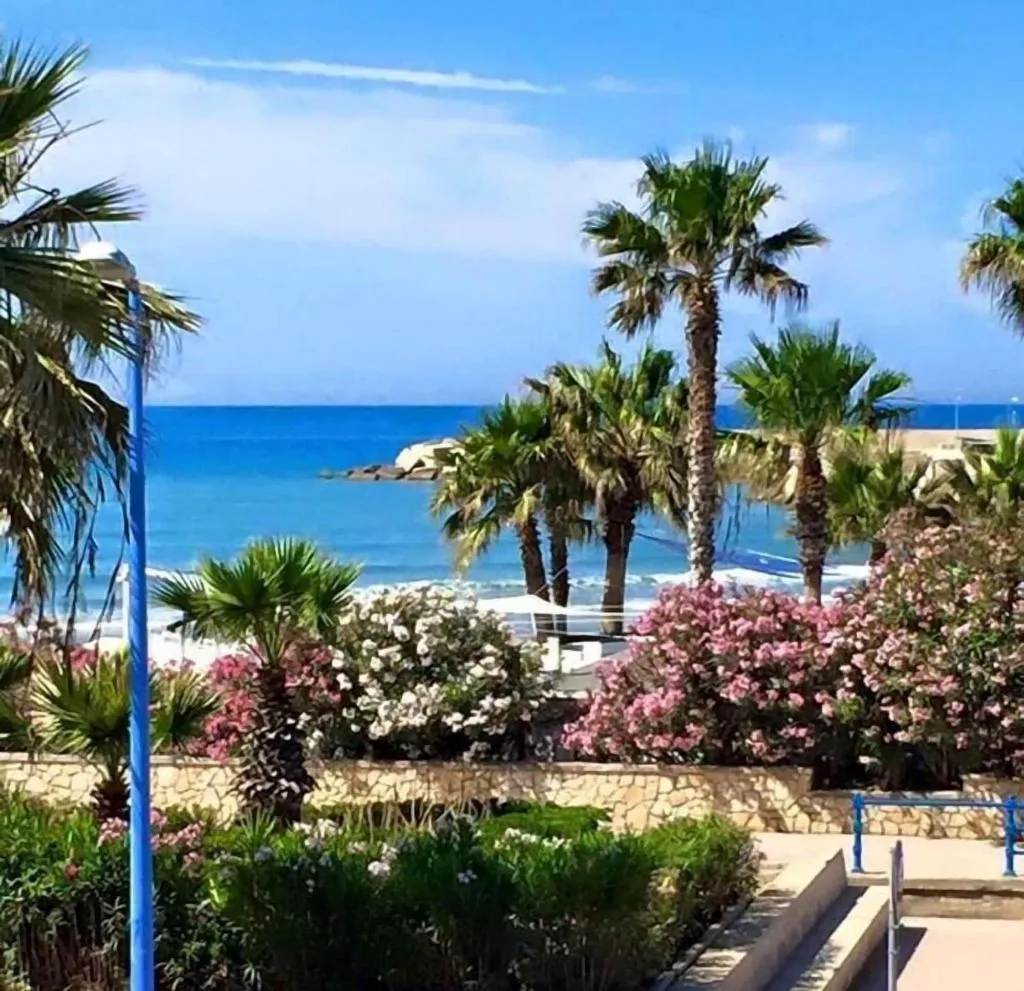 Beach, B B L Approdo, Catania