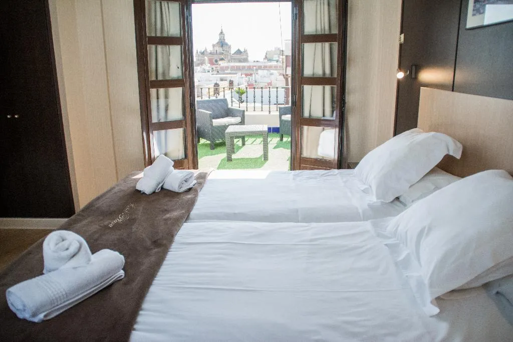 Double or Twin WITH TERRACE Room, Plaza, Seville