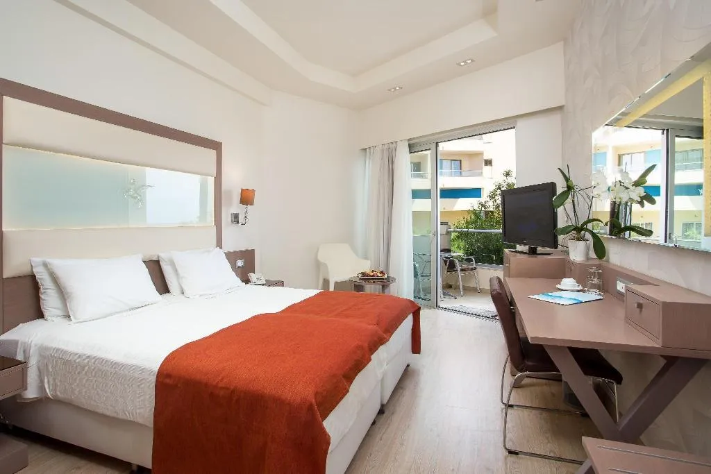 Room, Pegasos, Rhodes
