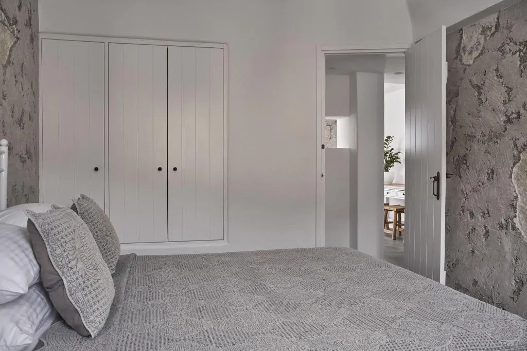 Room, Makris Beach Hotel, Santorini