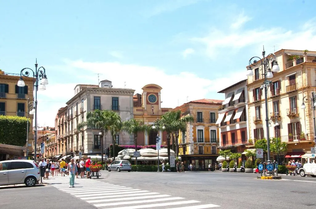 General view, La Casa Dell Orologio, Naples