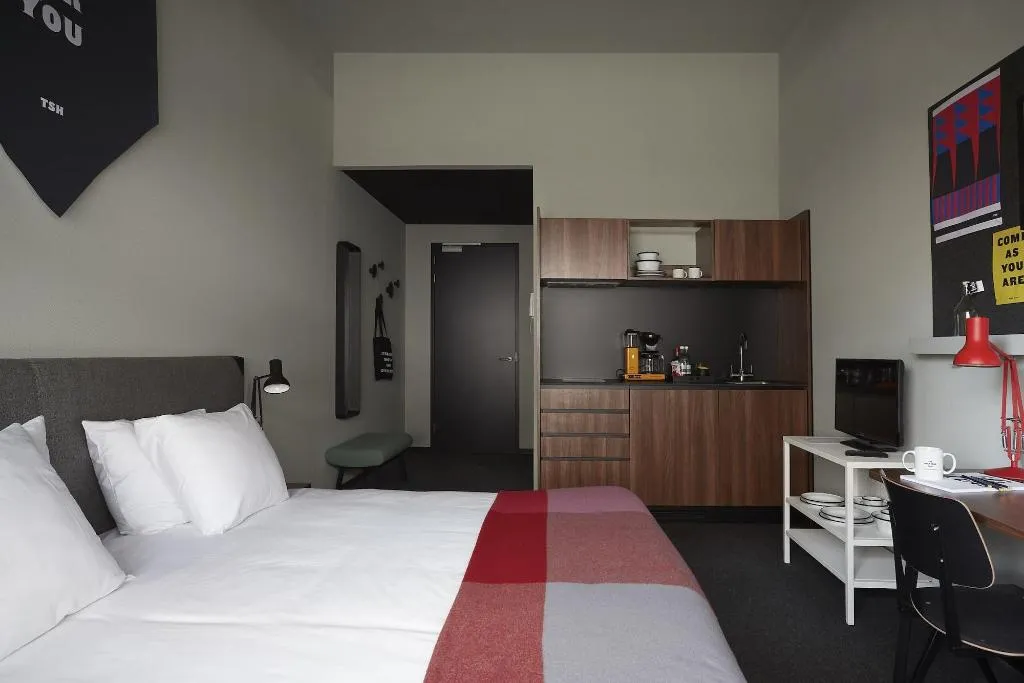 Room, The Social Hub Amsterdam City, Amsterdam