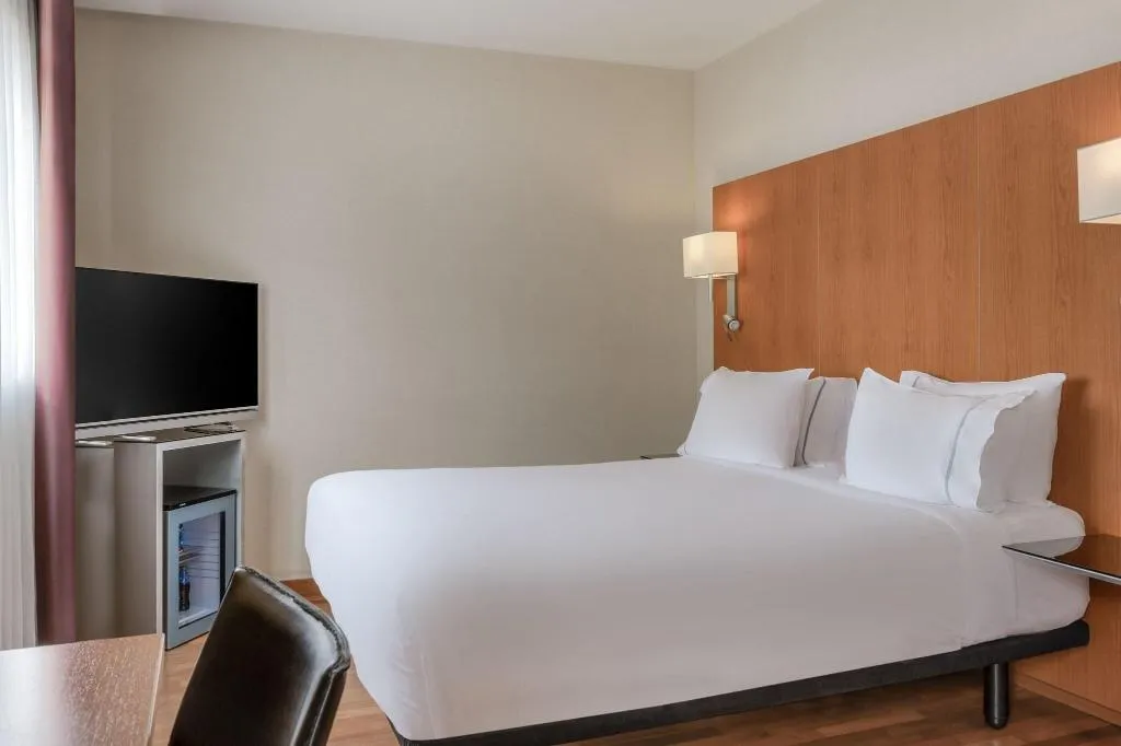 Room, AC Sevilla Forum, Seville