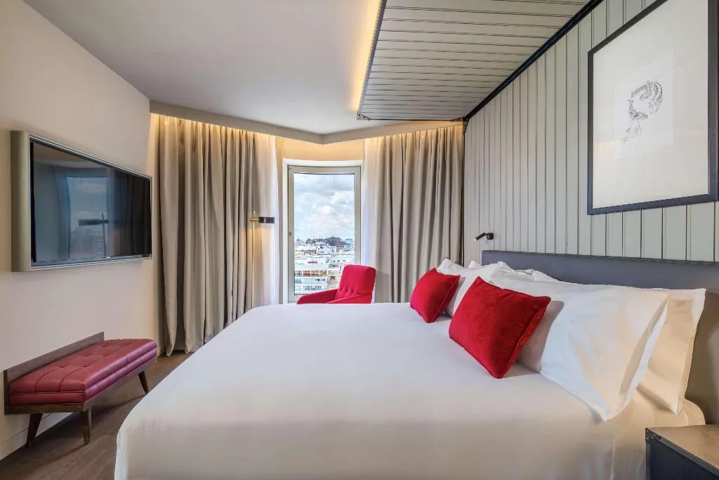 Room, Canopy by Hilton Madrid Castellana, Madrid