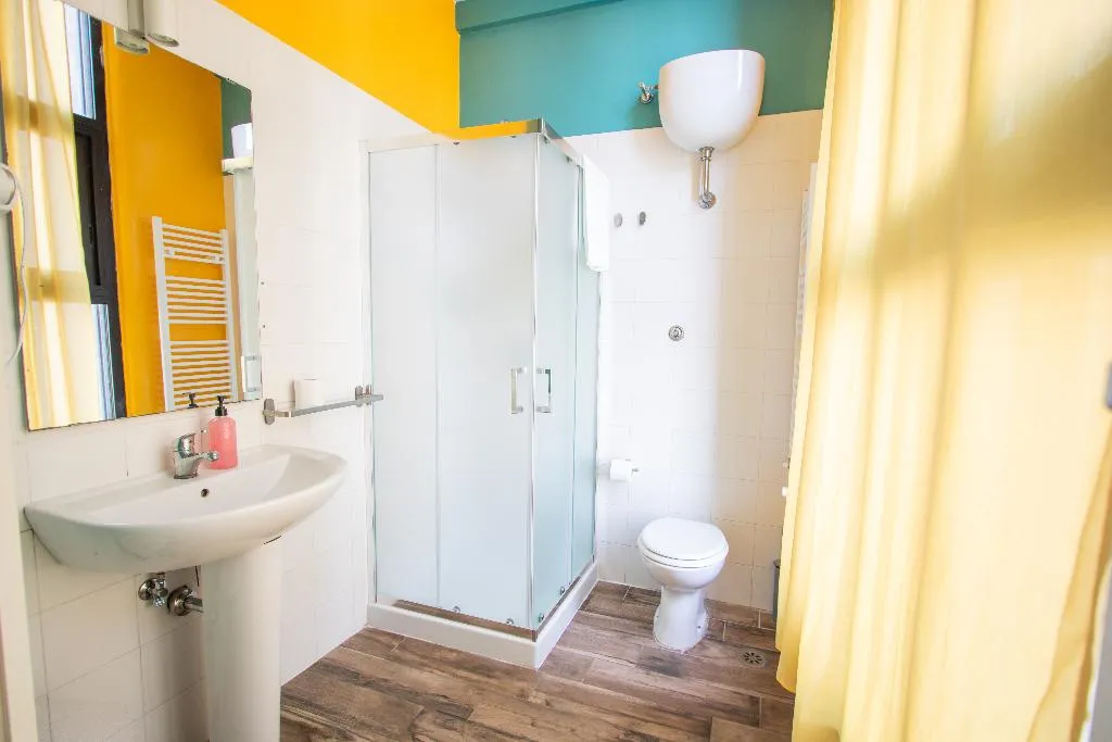 Room, Ostello Bello Napoli, Naples