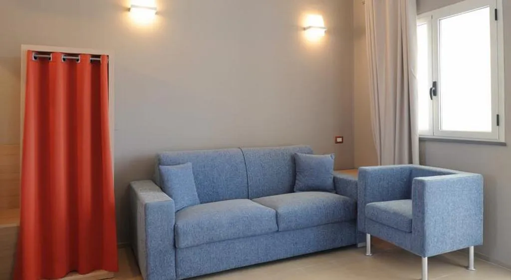 APARTMENT CAPACITY 4 Room, Residence Archimede, Catania